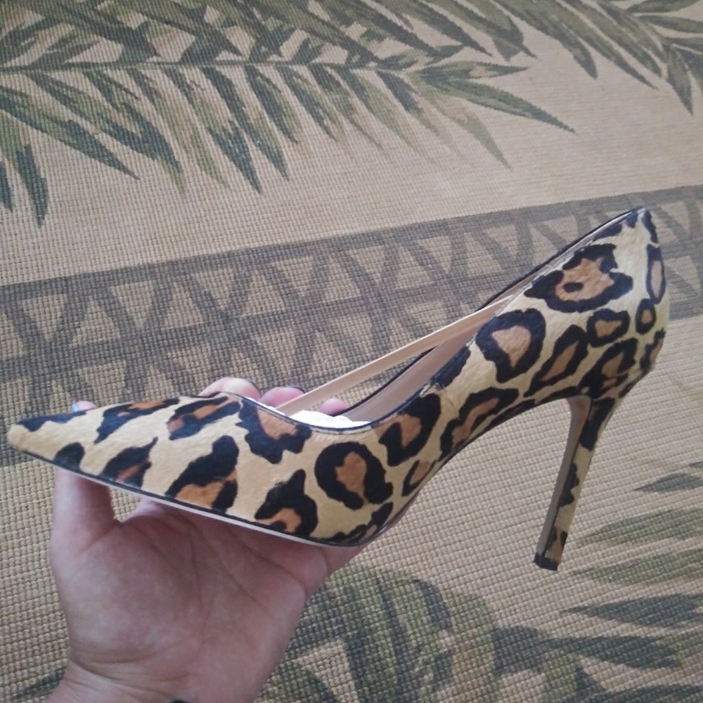 Beautiful Leopard Heels NEW
